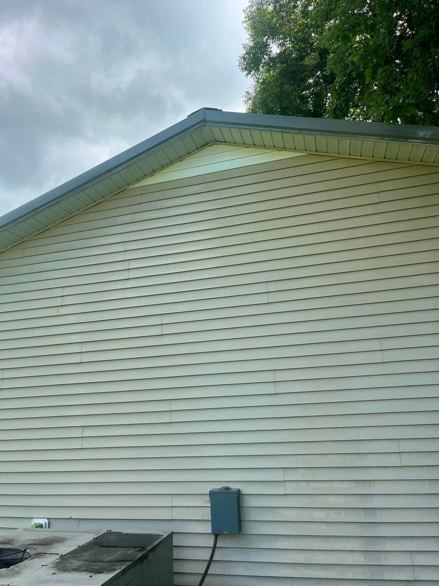 Under Pressure Pressure Washing LLC gallery photo